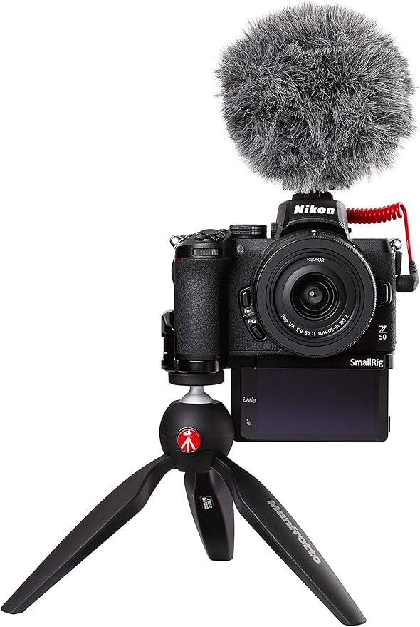 9 万像素,oled 取景器,2360 万像素,11 帧,每秒 11 帧,混合af 带焦